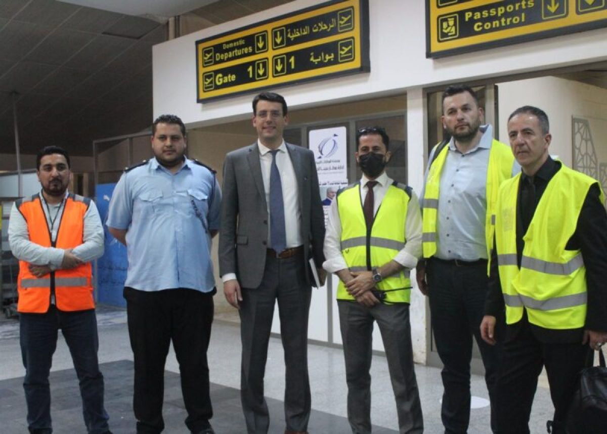 Greek delegation visits Benghazi’s Benina airport to discuss resumption of flights with Athens ‘‘soon’’