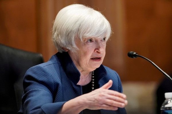 Yellen Renews Call to Raise Debt Limit to Avoid ‘Catastrophe’