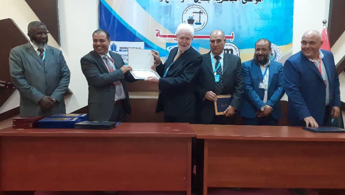 شهادة شكر وتقدير من غرفة الملاحة البحرية لرئيس مجلس أصحاب الأعمال الليبيين
