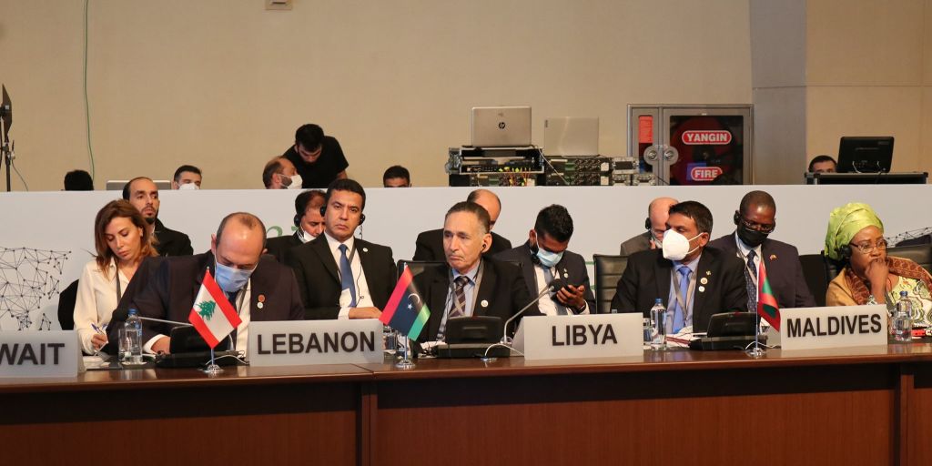 وزير الاقتصاد والتجارة يلتقي وزراء الاقتصاد والتجارة والمال بالدول أعضاء منظمة التعاون الإسلامي.