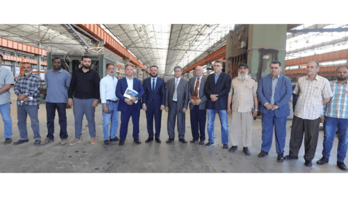 مساع لتعزيز التعاون بين وزارتي الصناعة والنفط.. لدعم شركة المقطورات
