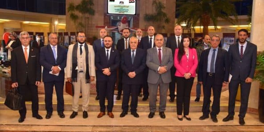 خلال زيارته لمصر.. وزير الصناعة والمعادن يزور الهيئة العربية للتصنيع ويؤكد على تعزيز علاقات الشراكة والتعاون بين البلدين