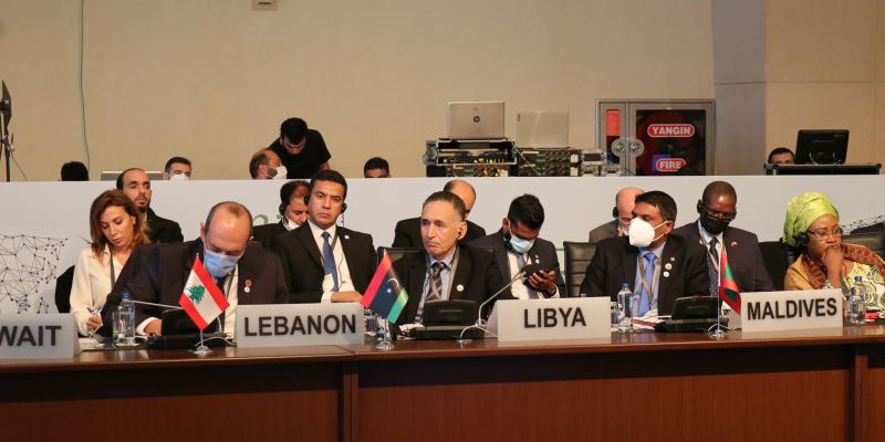 وزير الاقتصاد والتجارة يلتقي وزراء الاقتصاد والتجارة والمال بالدول أعضاء منظمة التعاون الإسلامي.