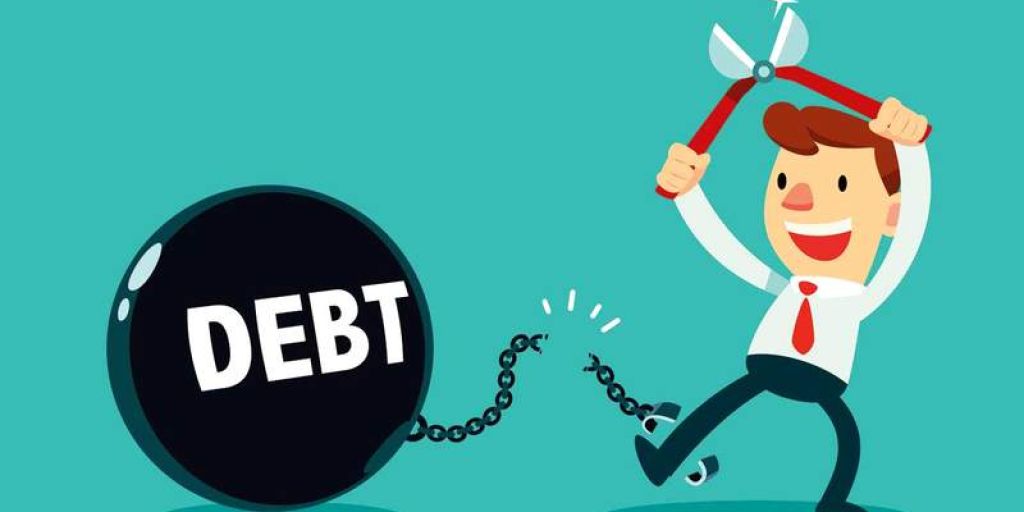 كيف تتفادى الديون في 2022؟ خبراء يجيبون